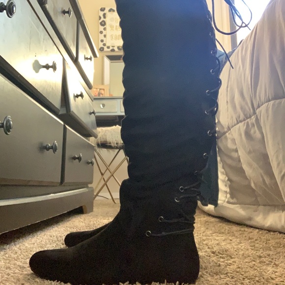 Boots - Picture 2 of 4